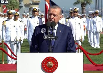 Cumhurbaşkanı Erdoğan: Türkiye askeri, diplomatik, ekonomik ve siyasi hamleleriyle kendinden söz ettiriyor