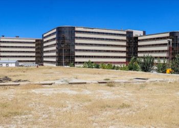 Van 800 yataklı yeni hastaneyle bölgenin “sağlık üssü” olacak