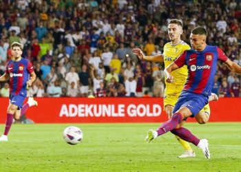 LaLiga'nın son şampiyonu Barcelona, Cadiz'i 2-0 yendi