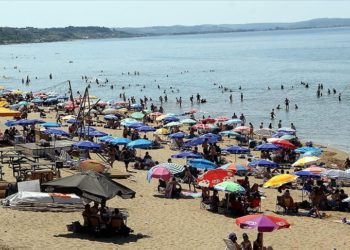 Sinop plajlarındaki yoğunluk Akdeniz ve Ege’yi aratmıyor