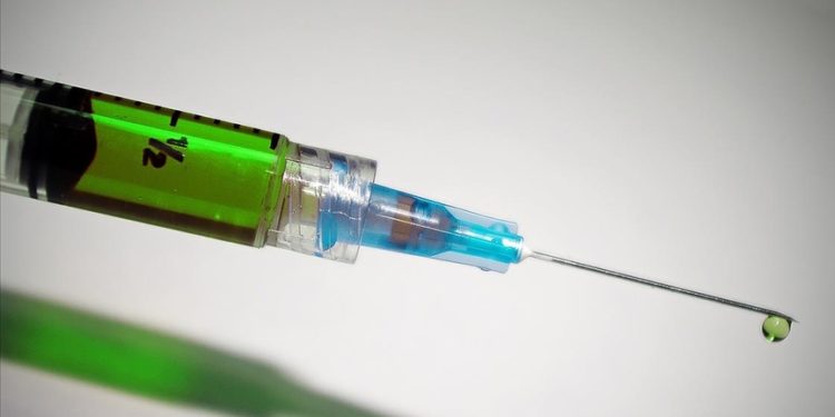 Alzheimer'ın etkilerini azaltacağı düşünülen aşının ilk deney sonuçları açıklandı