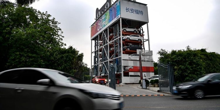 Çin'de temmuzda otomobil üretimi ve satışları azaldı