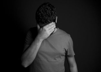 Depresyon ve kaygının kansere yol açmadığı tespit edildi