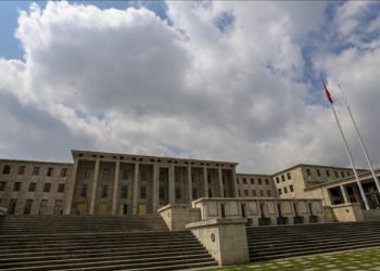 TBMM, çeşitli ülkelerdeki iklim değişikliğine ilişkin kanunları inceledi