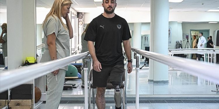 Operasyonda bacağını kaybeden gazinin hedefi milli sporcu olmak