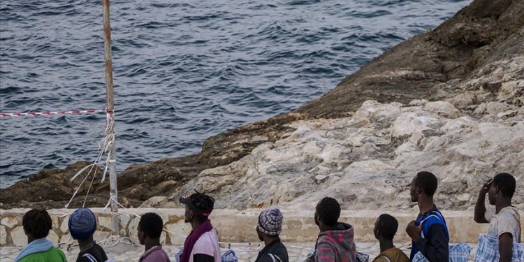 Gözde bir tatil yeriyken düzensiz göçmenlerin Avrupa kapısına dönüşen ada: Lampedusa