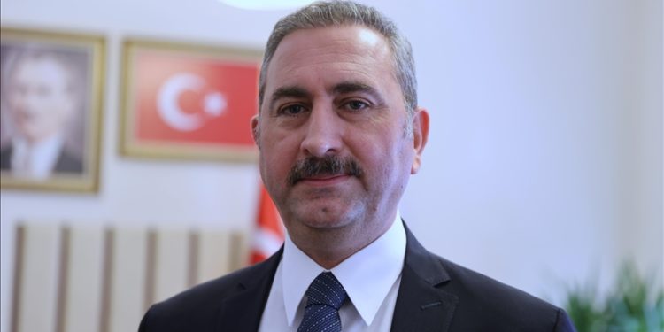 Tüm partilere çağırımız, gelin birlikte inşa edelim