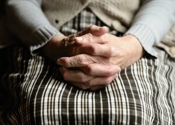 Dünyada her 3,2 saniyede bir kişi, Alzheimer hastalığına yakalanıyor