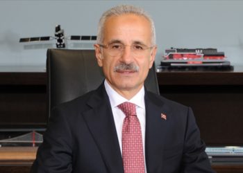 Ulaştırma ve Altyapı Bakanı Uraloğlu, Çok Modlu Ulaştırma ve Lojistik Forumu'na katılacak