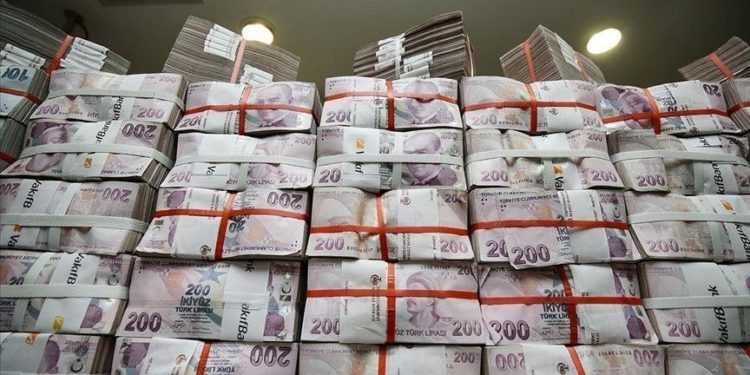 Bankacılık sektörü kredi hacmi geçen hafta 10 trilyon 424,8 milyar lira oldu