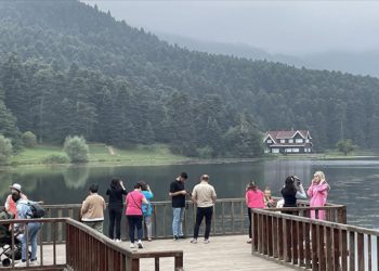 Bolu'nun doğal güzelliklerini yaz tatilinde yaklaşık 430 bin turist ziyaret etti