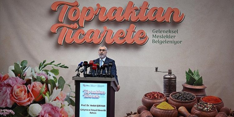 Ülkemiz, son yıllarda istihdam rakamlarında tarihinin en yüksek seviyesine ulaşmış durumda