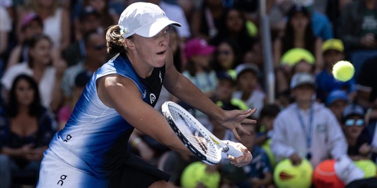 Iga Swiatek, ABD Açık'ta zorlanmadan 4. tura yükseldi
