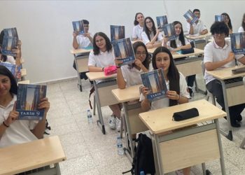 MEB'in ücretsiz ders kitapları KKTC'deki öğrencilere de ulaştı