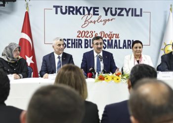 AK Parti döneminde hem masada hem sahada bağımsız Türkiye’yi dosta düşmana gösterdik