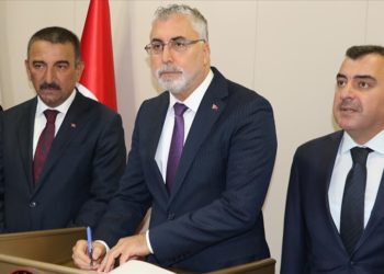 Manipülatif söylemlere karşı her yıl yatırımlarımızı artırmaya devam ediyoruz