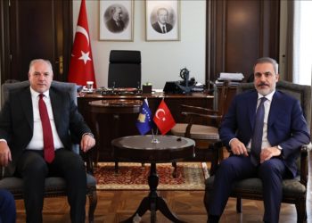 Dışişleri Bakanı Fidan, Kosova Bölgesel Kalkınma Bakanı Damka ile görüştü