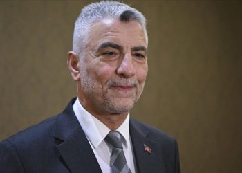 OVP hedeflerimiz doğrultusunda hizmet ihracatımızı 2028’e kadar 200 milyar dolara çıkarmayı amaçlıyoruz