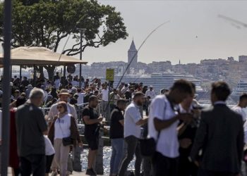 Türkiye 8 ayda 36 milyonu aşkın ziyaretçi ağırladı