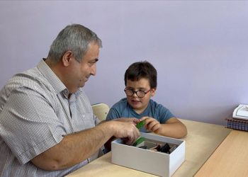 Isparta’da görme engelli halterci 47 yaşında öğretmen oldu