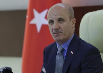 YÖK Başkanı Özvar, rektörlere öğrencilerin barınma ihtiyacına ilişkin mesaj gönderdi