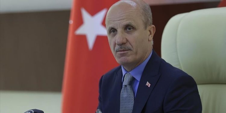 YÖK Başkanı Özvar, rektörlere öğrencilerin barınma ihtiyacına ilişkin mesaj gönderdi