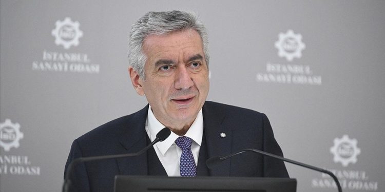 Sanayide yeşil dönüşüm Türkiye için bir fırsatı da beraberinde getiriyor