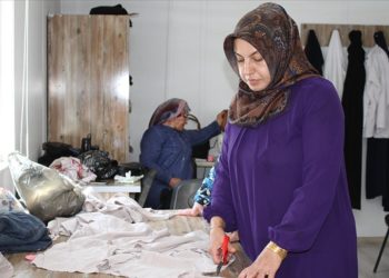 Vanlı kadınlar kooperatif bünyesindeki kursta meslek öğreniyor