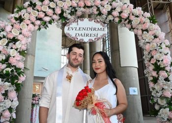 Taylandlı Angkhanan, Yalova'ya gelin geldi