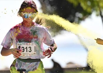 Ankara'da "renkli koşu" festivali