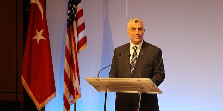 Türkiye, ABD ile arasındaki 100 milyar dolarlık ticaret hacmi hedefini gerçekleştirmeye kararlı