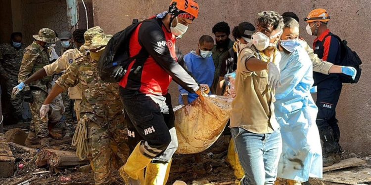 Libya’da selde ölenlerin kimlik tespit çalışmaları başladı