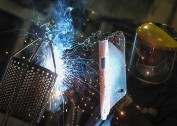 OECD, Türk ekonomisine yönelik 2023 büyüme tahminini yükseltti