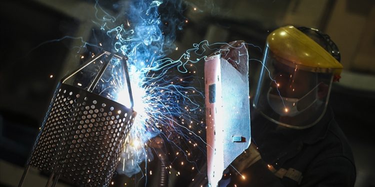 OECD, Türk ekonomisine yönelik 2023 büyüme tahminini yükseltti