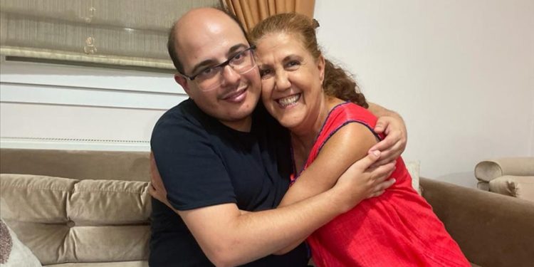 Otizmli gencin yeni hedefi "akademik kariyer"