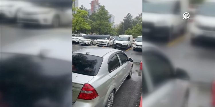 MSB: F-4 savaş uaçağının parçası Ankara'da TPAO'nun açık otoparkına düştü