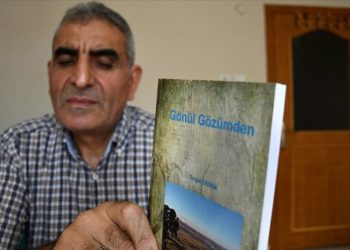Gönül gözüyle yazdığı şiirler karanlık dünyasına ışık oldu