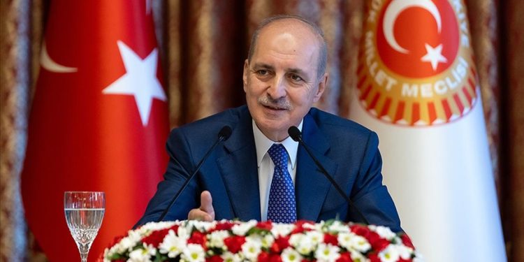 Yeni bir anayasa yapmak Türkiye’nin boynunun borcudur