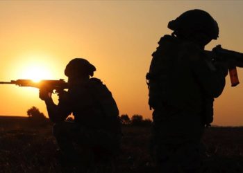 Irak'ın kuzeyindeki barınma alanlarından kaçan PKK'lı 3 terörist Habur'da teslim oldu