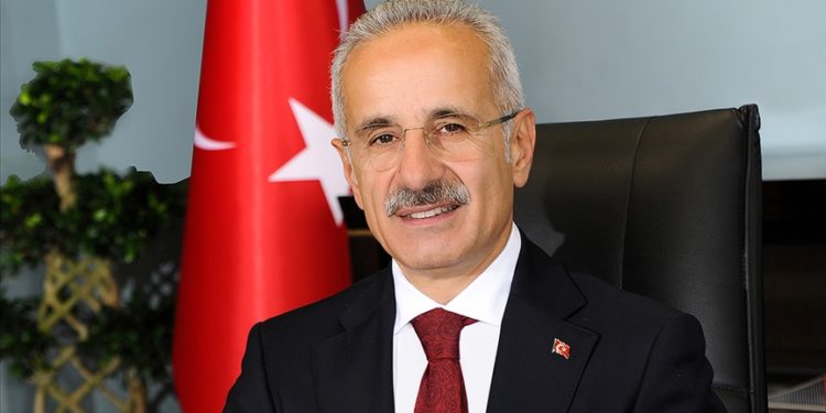 İşitme engelliler için ulaştırma ve haberleşmedeki zorluklar yeni sistemlerle aşılıyor