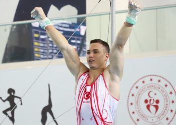 Milli sporcu Önder, Artistik Cimnastik Dünya Challenge Kupası'nda altın madalya kazandı