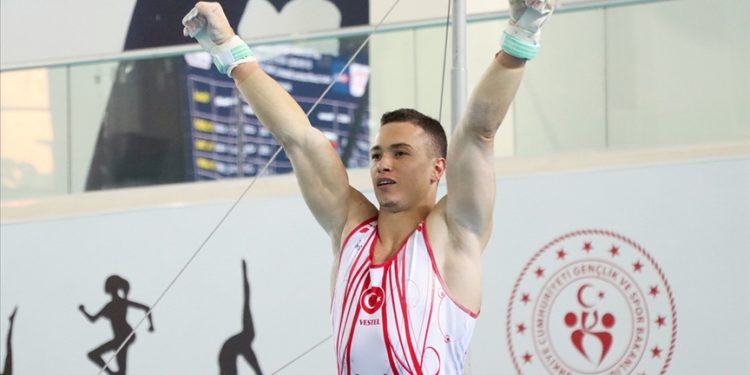 Milli sporcu Önder, Artistik Cimnastik Dünya Challenge Kupası'nda altın madalya kazandı