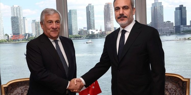 Dışişleri Bakanı Fidan, New York'ta İtalyan mevkidaşı Tajani ile görüştü