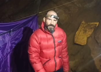 Mersin’de mağarada rahatsızlanan ABD’li dağcıdan Türk yetkililere teşekkür