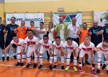 Down Sendromlu Futsal Milli Takımı, Avrupa Şampiyonası’nda İrlanda’yı 5-1 yendi