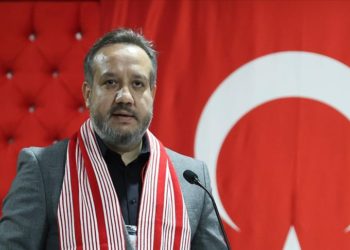 Antalyaspor'da başkanlığa Sinan Boztepe seçildi