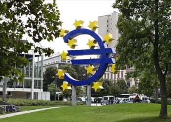 ECB’nin faiz artırımları enflasyonla mücadelede etkisini gösteriyor