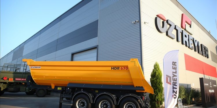 Savunma sanayisi ve treyler sektöründe faaliyet gösteren Öztreyler 40 yaşında