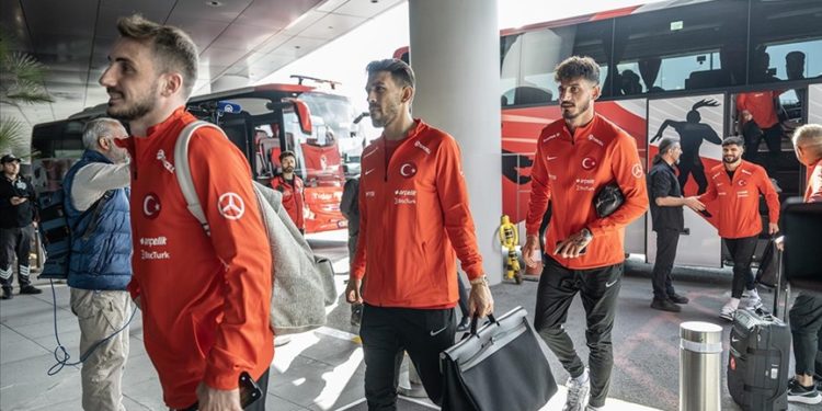 A Milli Futbol Takımı, Hırvatistan'a gitti