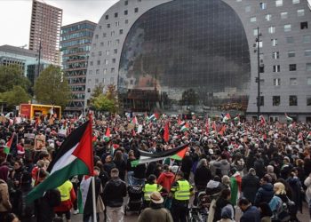 Hollanda’da Filistin’e destek gösterisi düzenlendi